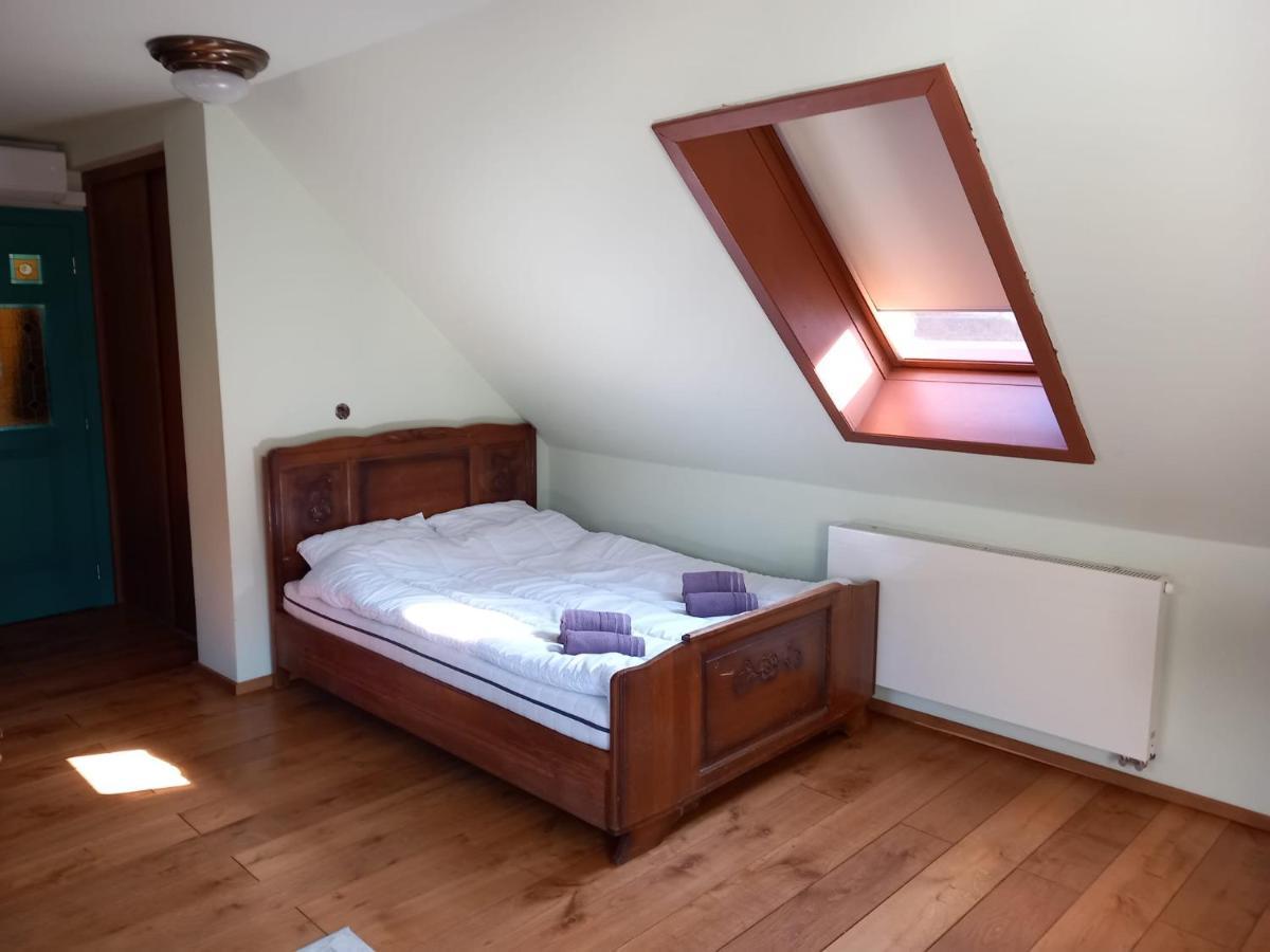 Roof Apartment Ztracena Olomouc Ngoại thất bức ảnh